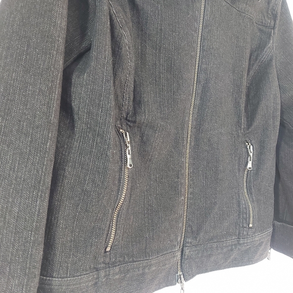 Spanner Black Denim Zippered Jean Jacket, Size 12 - Picture 3 of 11